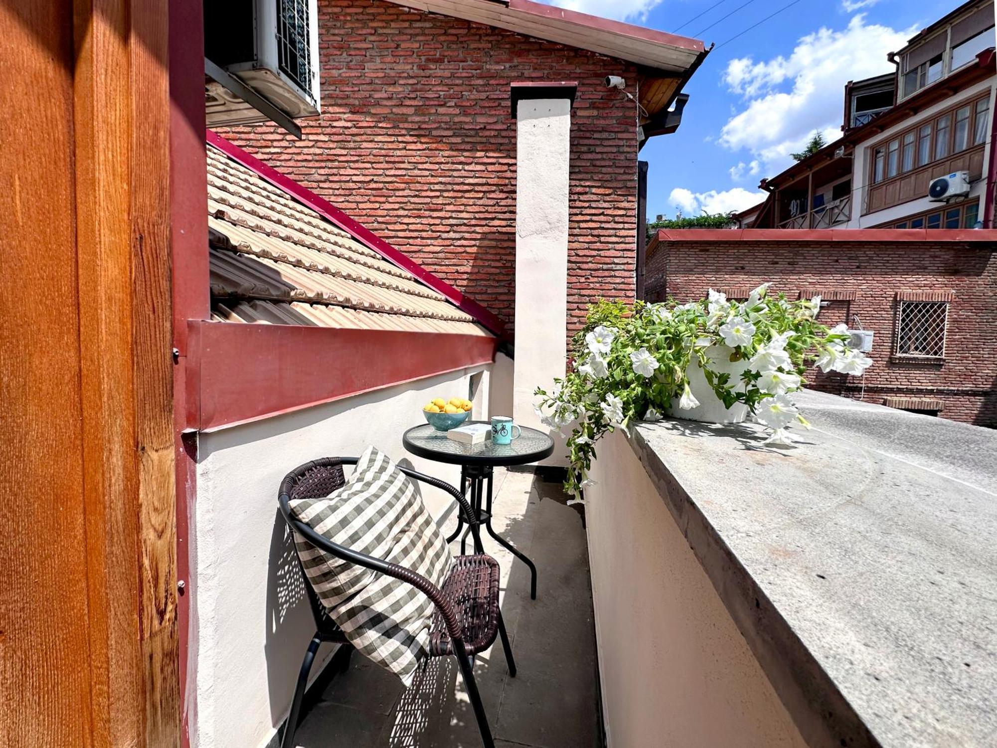 Betlemi Old Town Hotel Tbilisi Exterior photo