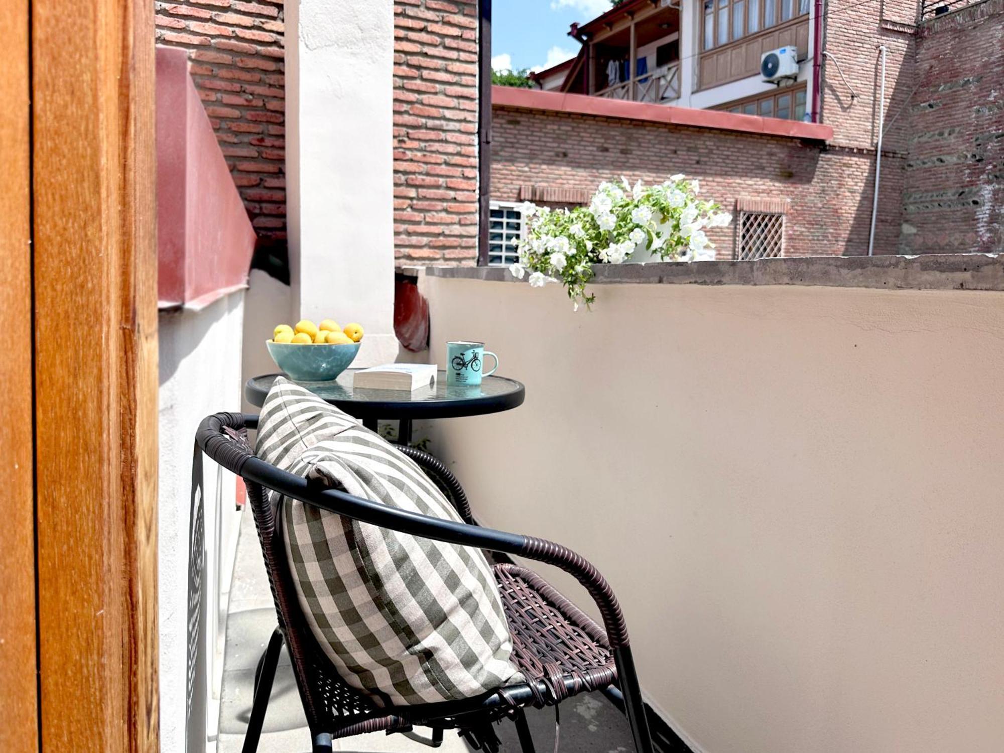 Betlemi Old Town Hotel Tbilisi Exterior photo